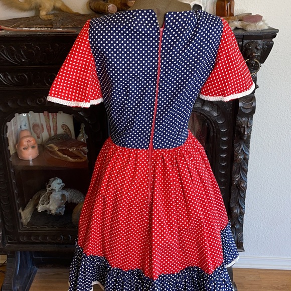 Adorable handmade swing dress - Picture 5 of 6